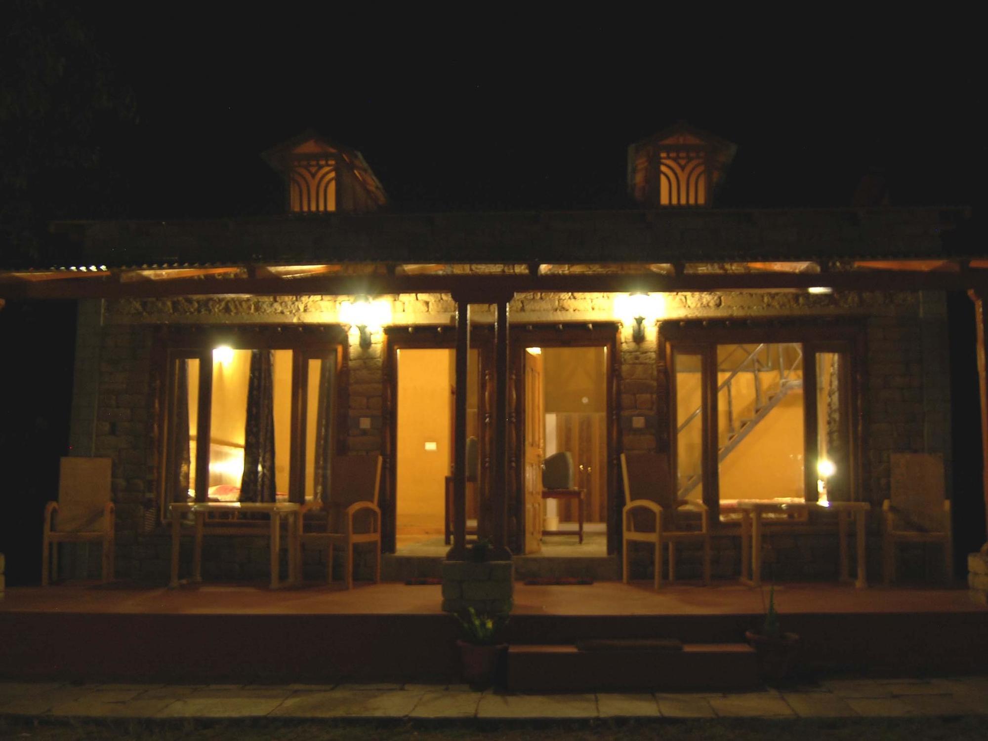 Chevron Mountain Villa Kausani Exterior photo